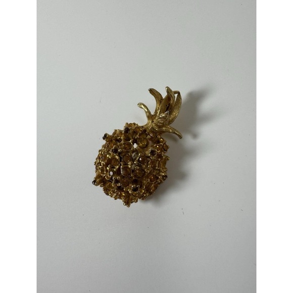 Vintage Signed‎ Alice Caviness Figural Pineapple Rhinestone Brooch
